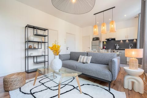 Modern, quiet 3-bedroom apartment with parking Apartment in Hauts-de-France