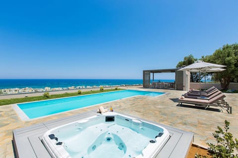 Day, Hot Tub, Pool view, Sea view, Swimming pool, sunbed