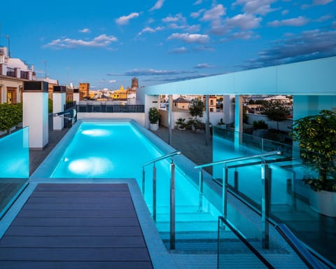 Day, Balcony/Terrace, City view, Pool view, Swimming pool, Swimming pool