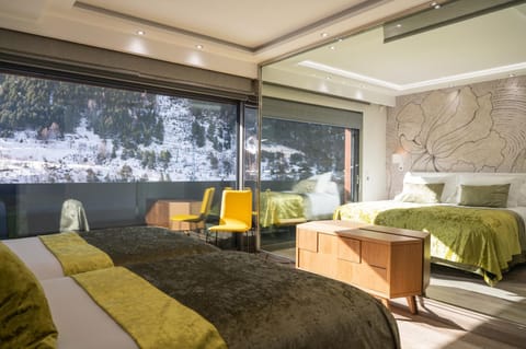 Bed, Photo of the whole room