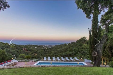 Natural landscape, Garden, Garden view, Mountain view, Pool view, Swimming pool, Sunset, sunbed