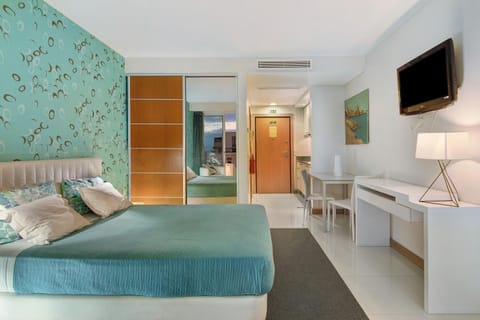 Living room, Bedroom