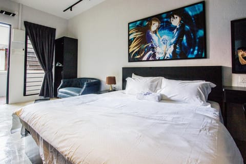 Bed, Photo of the whole room, Bedroom