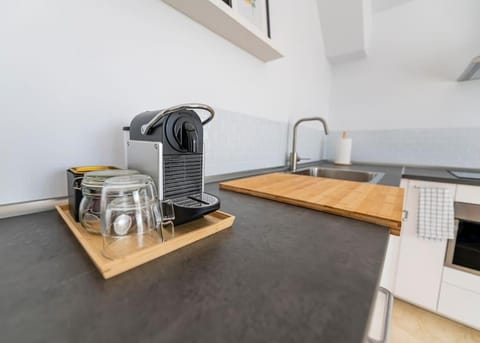 Ático nuevo en lujosa urbanización junto a restaurantes y cafeterías Apartment in San Pedro de Alcántara