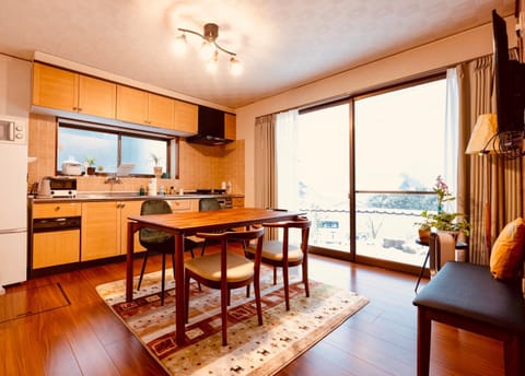 Kitchen or kitchenette, Living room, toaster