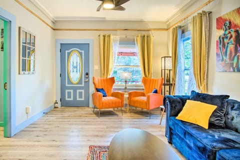 Colorful Bisbee Home with Patio about 1 Mi to Dtwn! House in Bisbee