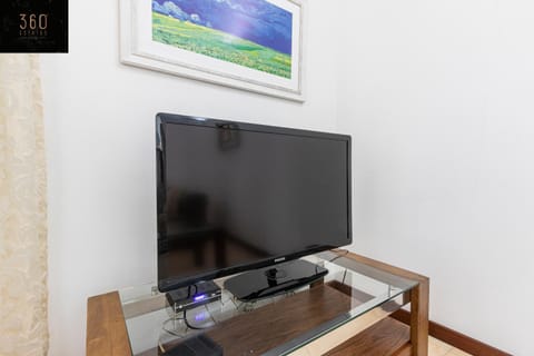 Seafront - Top Location, Top floor with WIFI & AC by 360 Estates Apartment in Valletta