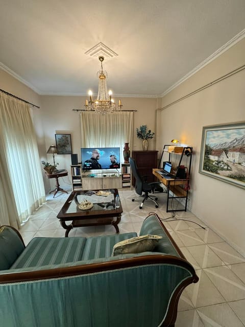 Communal lounge/ TV room, TV and multimedia