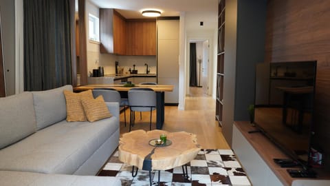 TV and multimedia, Living room, Dining area