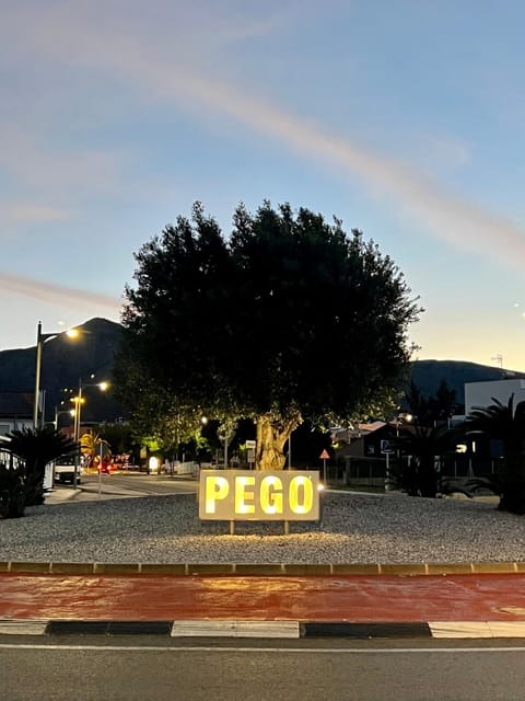 Evening entertainment, Entertainment