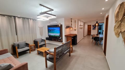Communal lounge/ TV room, TV and multimedia, Living room, Seating area, Evening entertainment