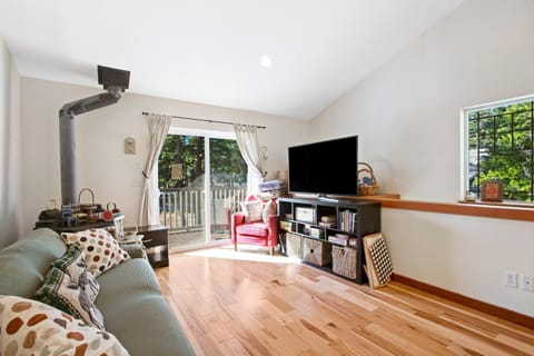 Log Into Vacation Mode House in Ronald