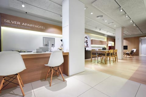Lobby or reception, Lobby or reception