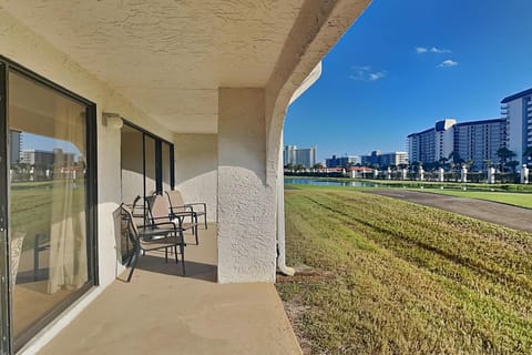 Balcony/Terrace, City view