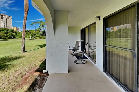 Patio, Seating area