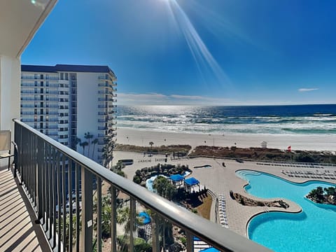 Property building, Balcony/Terrace, Beach, Pool view, Sea view, Swimming pool