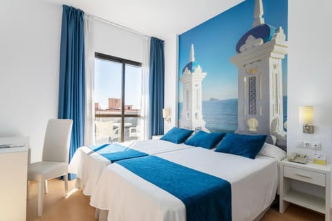Bed, Photo of the whole room, furniture