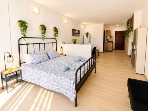 Bed, Photo of the whole room, Bedroom, towels, wardrobe