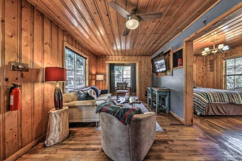 Ruidoso Cabin with Grill - Near Grindstone Lake! Cabin in Ruidoso