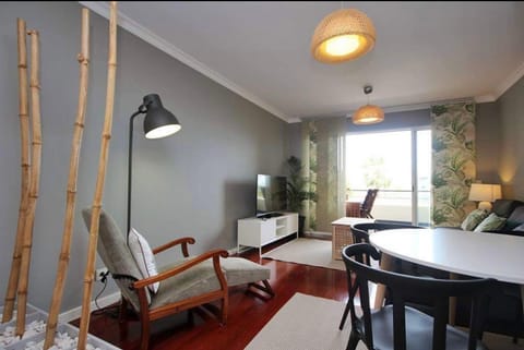 Communal lounge/ TV room, TV and multimedia, Living room, Seating area