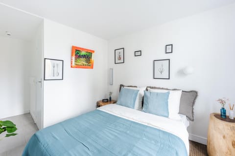 ROOM SAUVAGE Hotel in Vincennes