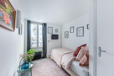 ROOM SAUVAGE Hotel in Vincennes