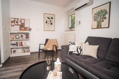 Library, Living room, Seating area, air conditioner