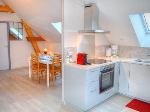 Gîte Moderne avec Climatisation - Val de Loire - FR-1-381-523 House in Centre-Val de Loire