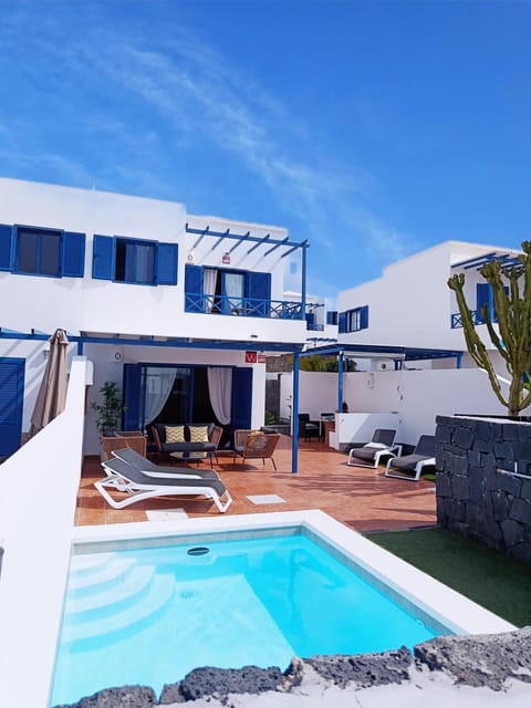Garden, Swimming pool