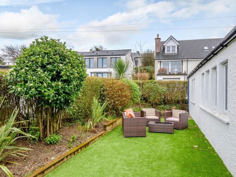 Garden, Garden, Balcony/Terrace