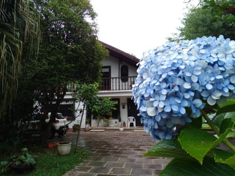 Facade/entrance, Garden, View (from property/room), Garden view, Quiet street view