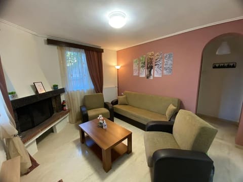 Communal lounge/ TV room, Living room, Seating area, flat iron