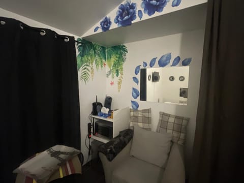 Chambre agréable avec jacuzzi Vacation rental in Marseille