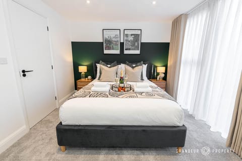 Aurora Heights by Grandeur Property Apartment in Poole