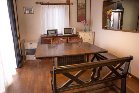 Dining area, hair dresser