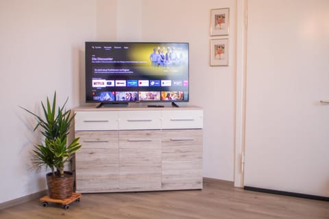 TV and multimedia, Evening entertainment