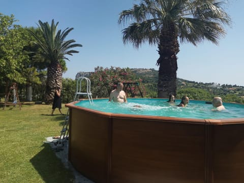 Activities, Summer, View (from property/room), On site, Guests, Sea view, Swimming pool, young children, group of guests