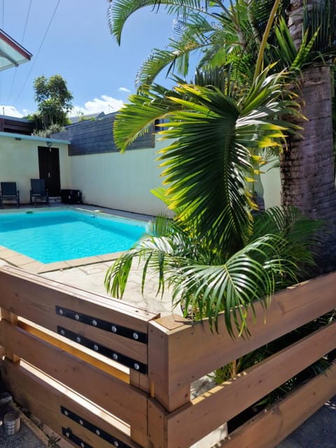 Pool view, Swimming pool, children, young children, Family