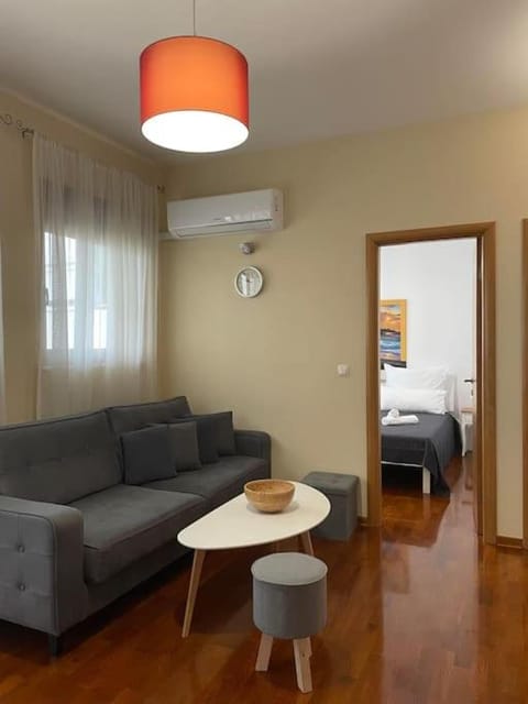 Living room, Seating area, air conditioner
