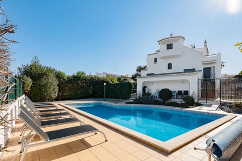 Day, Pool view, Swimming pool, Swimming pool, sunbed