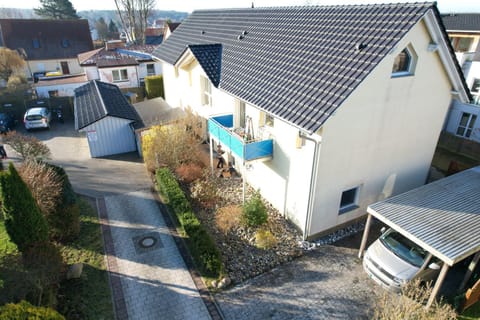 Property building, Facade/entrance, Day, Bird's eye view, Street view, Parking