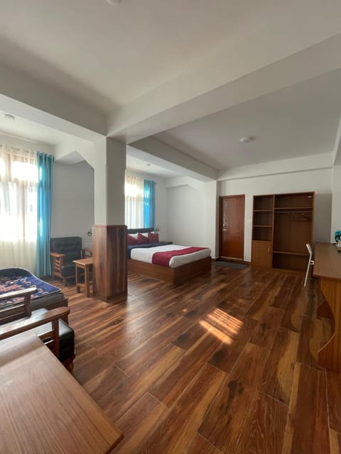 Living room, Seating area, hair dresser