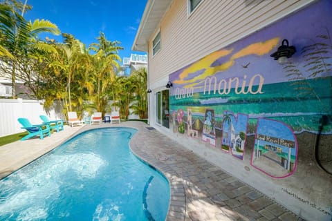 On Point - 811 Jacaranda Rd House in Anna Maria Island