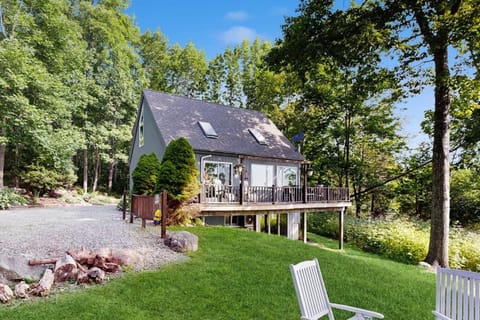 Property building, Day, Garden