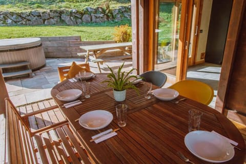 Chalet Dranse skiVTT - Mountain Voyages Chalet in Haute-Savoie