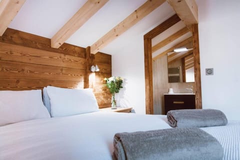 Chalet Dranse skiVTT - Mountain Voyages Chalet in Haute-Savoie