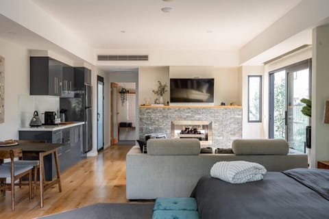 Kitchen or kitchenette, Living room, Photo of the whole room, Dining area, Bedroom