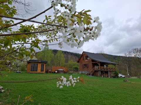 Property building, Spring, Garden, Garden view, Mountain view