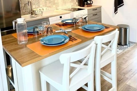 F2 calme, Château, Grand Parquet, Fôret Apartment in Fontainebleau