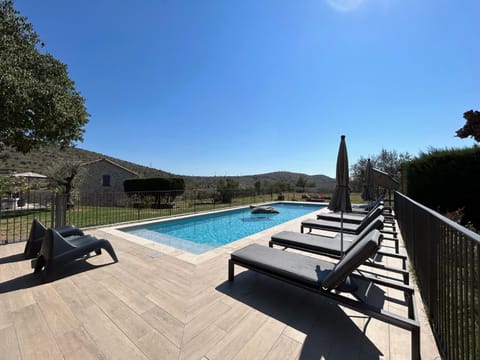 Pool view, Swimming pool, sunbed
